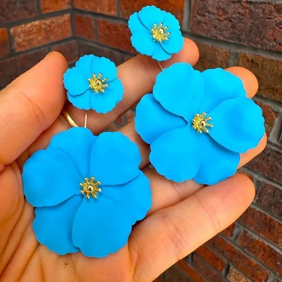Blue Blossom Flower Earrings - Picture 5 of 7